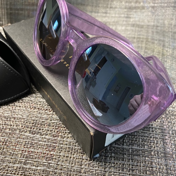 Diff Purple sunglasses - Picture 3 of 12